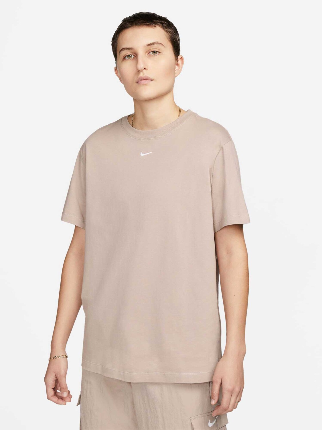 

Футболка Nike W NSW ESSNTL BF LBR, бежевый