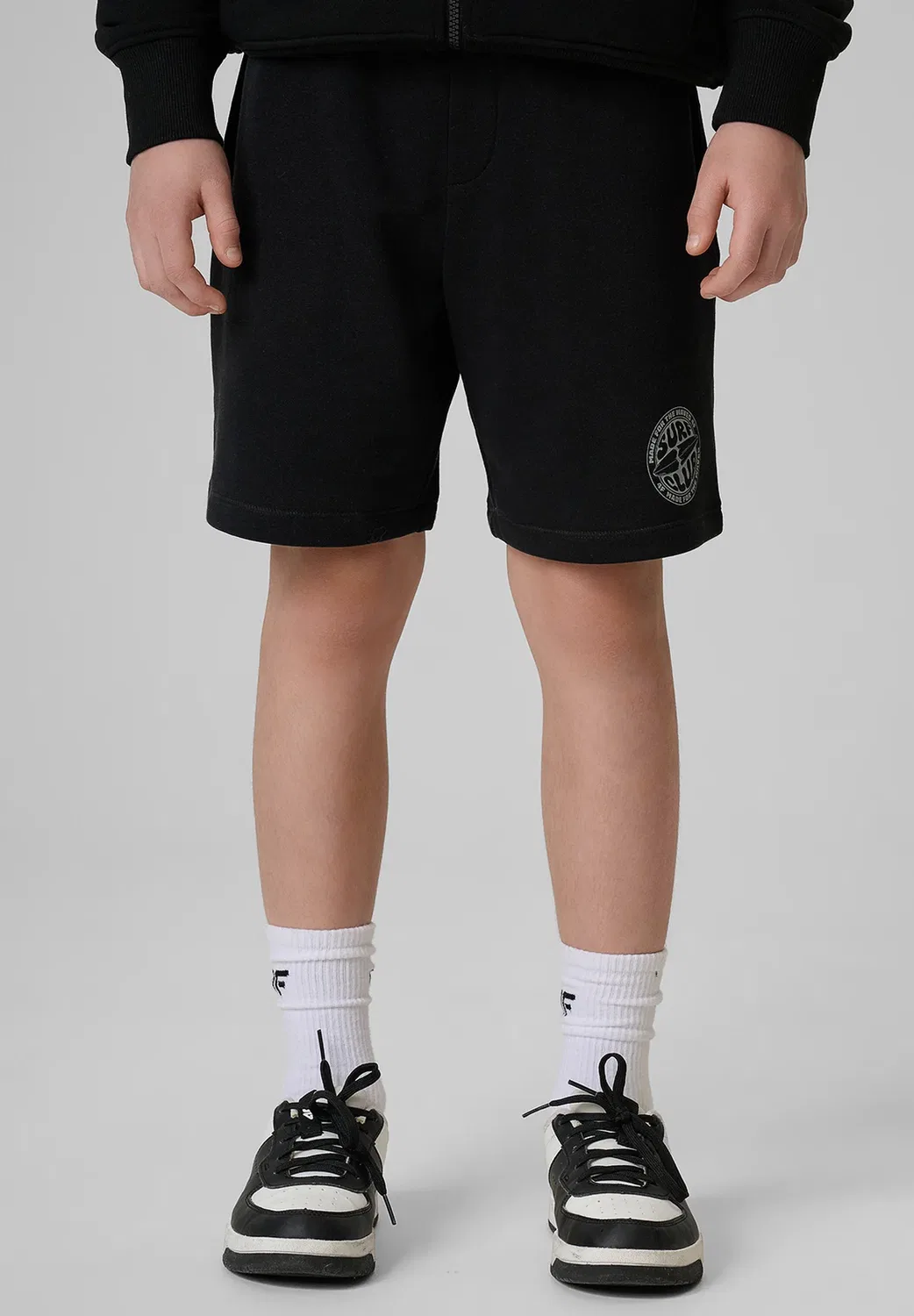 Spodenki dresowe chłopięce - niebieskie 164 (13-14 лат) - спортивные шорты 4F, Deep Black — фото 2