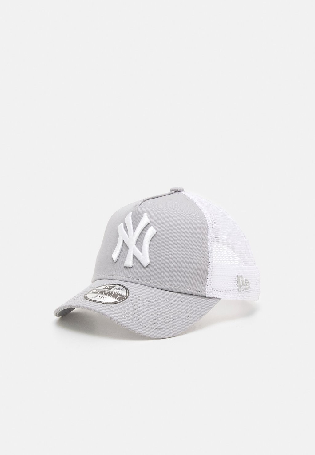 

Бейсболка KIDS ESSENTIAL AFRAME TRUCKER UNISEX New Era, цвет grey/white