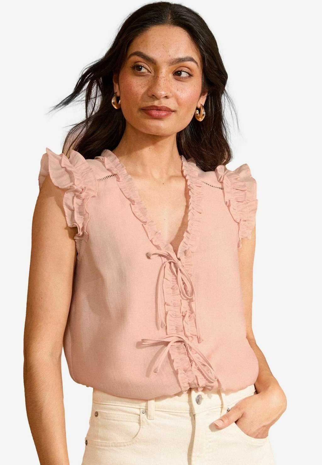 

Блуза PETITE FIT - FRILL SHORT SLEEVE V-NECK Love & Roses, розовый