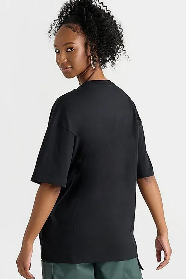 Женская футболка оверсайз с принтом Dance Oversize SS Tee Nike, Черный — фото 2