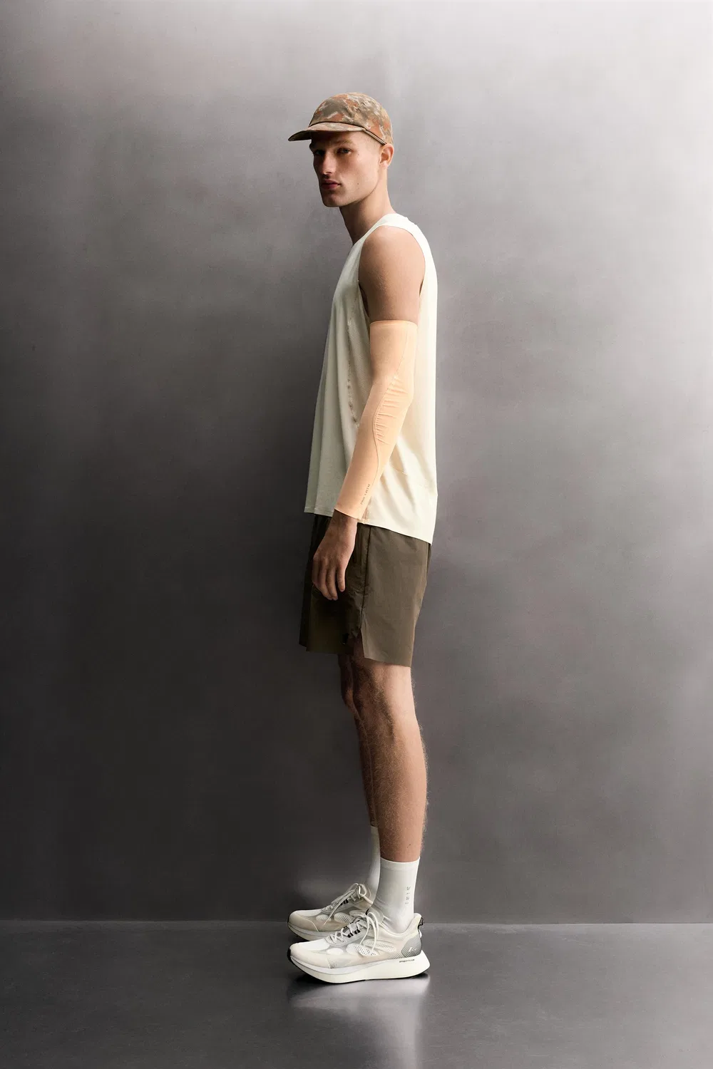 Беговая майка ZARA, Bone — фото 4