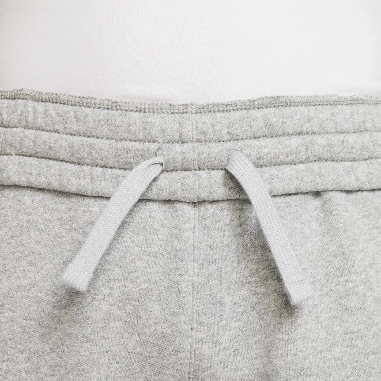 Брюки для мальчиков Club LBR Fleece Nike, цвет White/Dark Grey Heather — фото 3