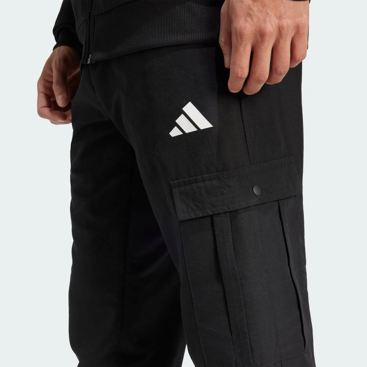 Мужской спортивный костюм с карго-карманами Cargo-Trainingsanzug Adidas, Schwarz — фото 4