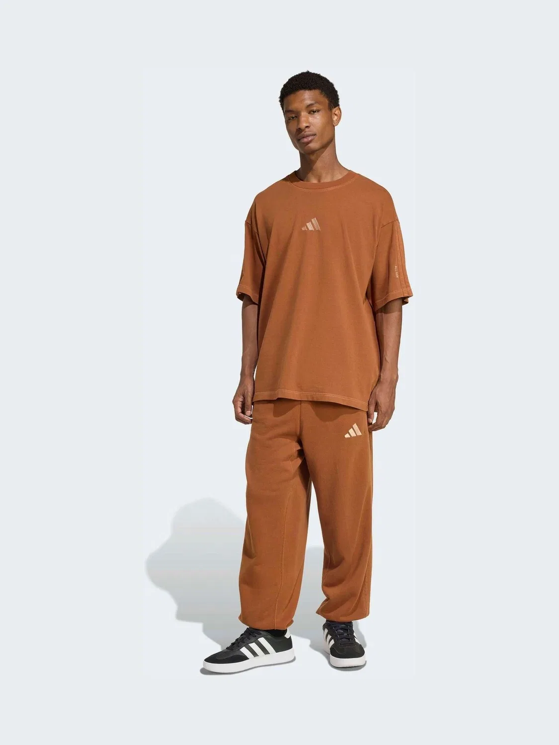 Футболка с выцветшим эффектом All SZN adidas, коричневый — фото 3