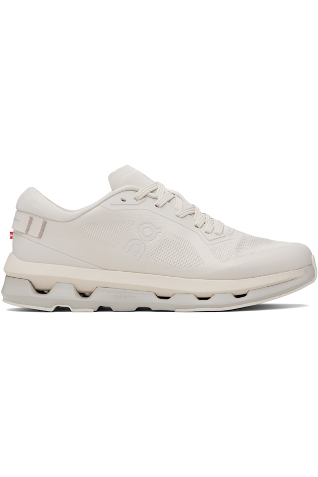 

On Бежевые кроссовки Cloudzone