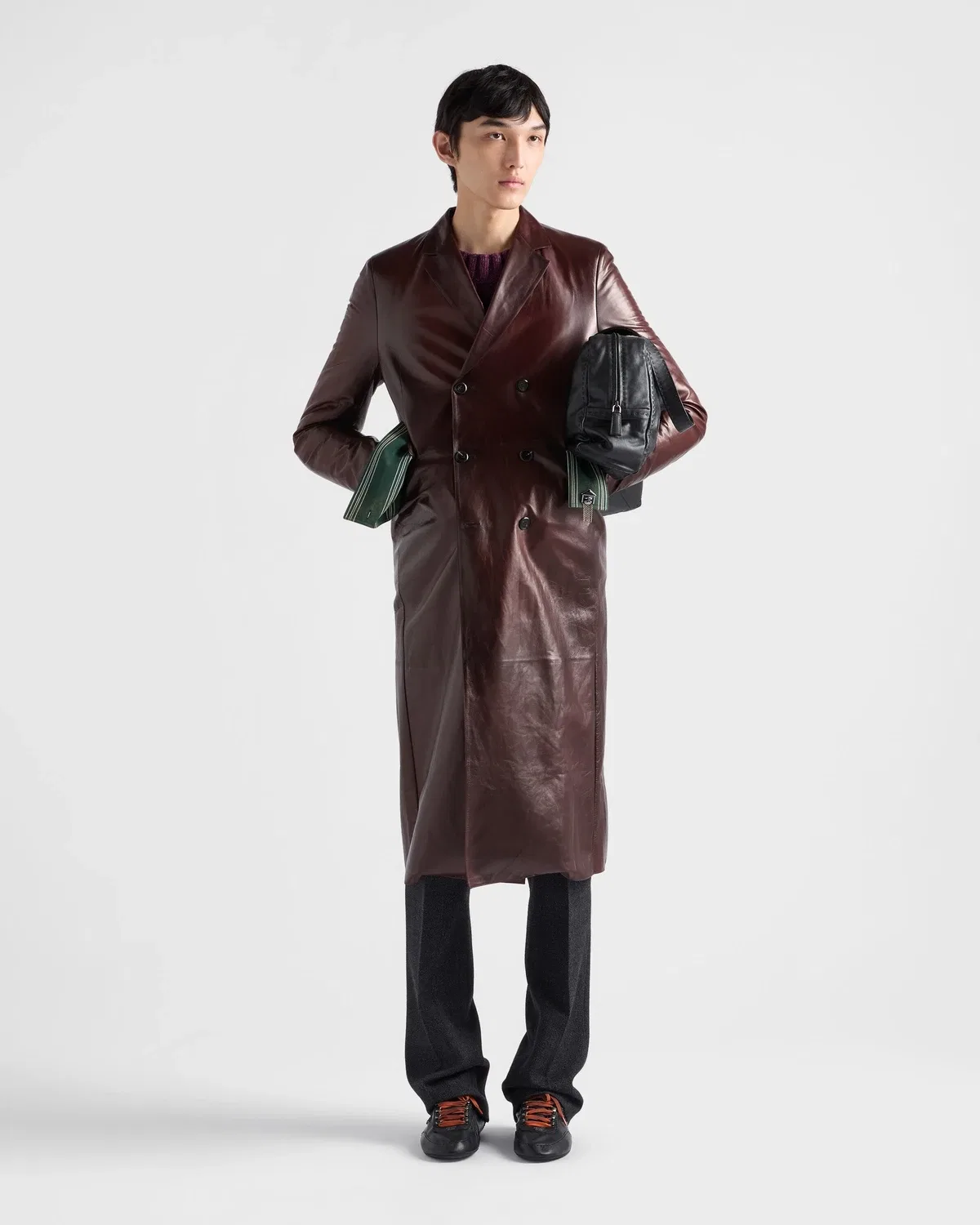 Кожаная куртка приталенная Prada, коричневый — фото 2
