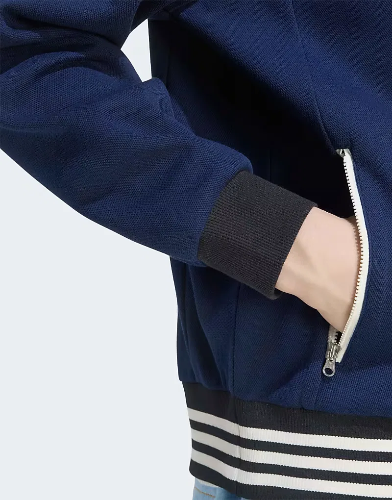 Спортивная футболка Adidas Originals, размер M, ночной индиго — фото 3