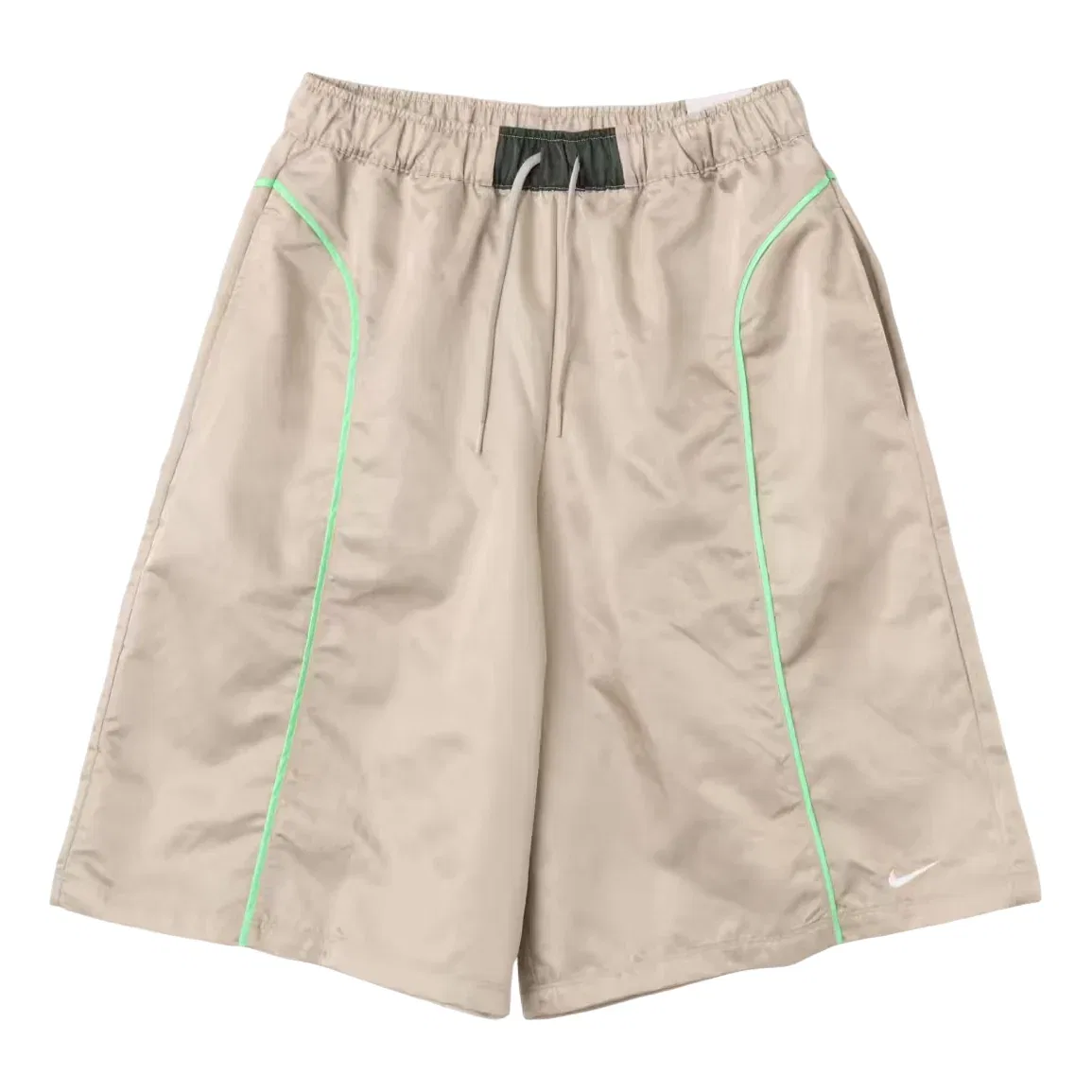 Женские шорты Sportswear Loose Midrise Woven Shorts 'Cream II Camo Green Illusion Green' Nike, Cream Ii / Camo Green / Illusion Green