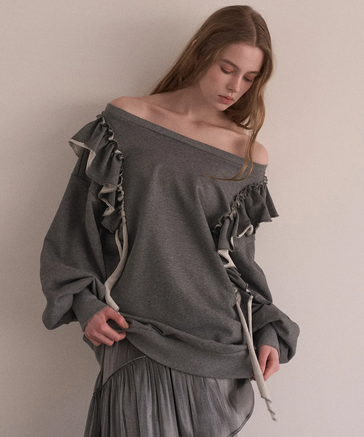 Детский свитшот с длинным рукавоми воланами Droopy Frill MIELI INVARIANT, Серый