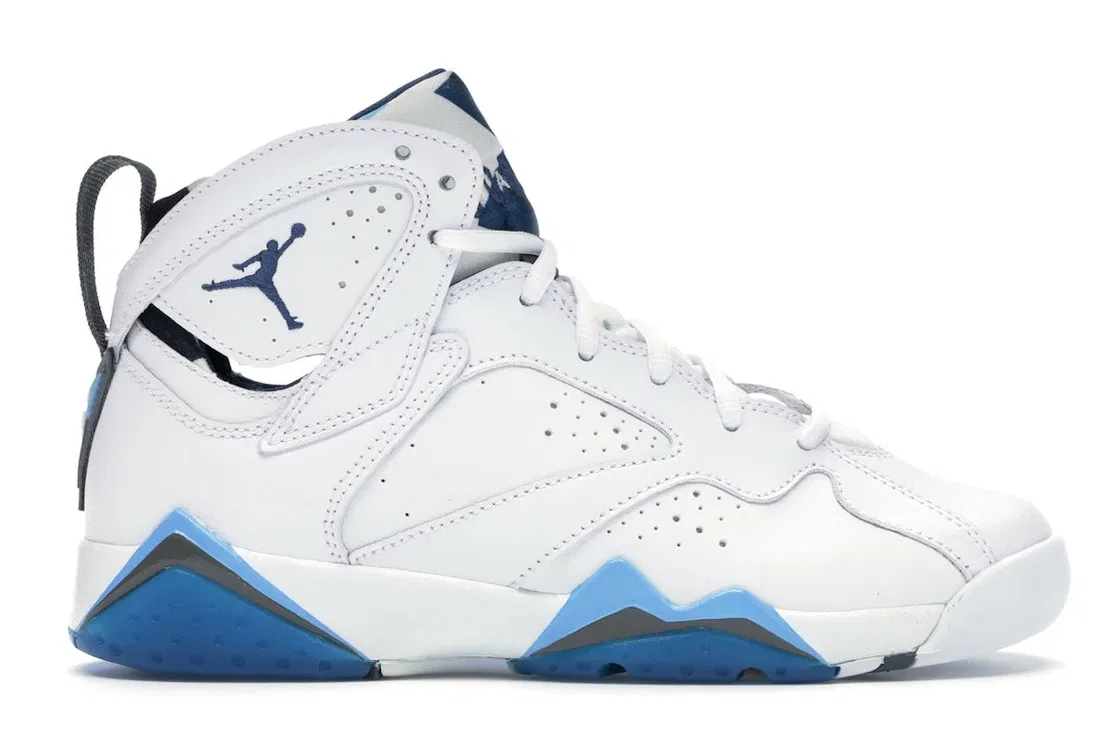Детские кроссовки Lifestyle Jordan 7 Retro Jordan, White/French Blue/Flint Grey