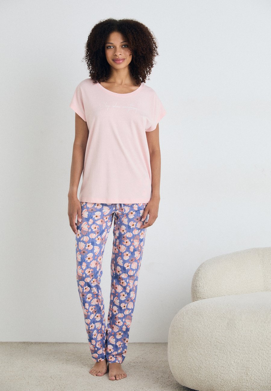 

Пижамный комплект LASCANA VIVANCE DREAMS BY LASCANA COZY WORLD, Rose Flower/Pink