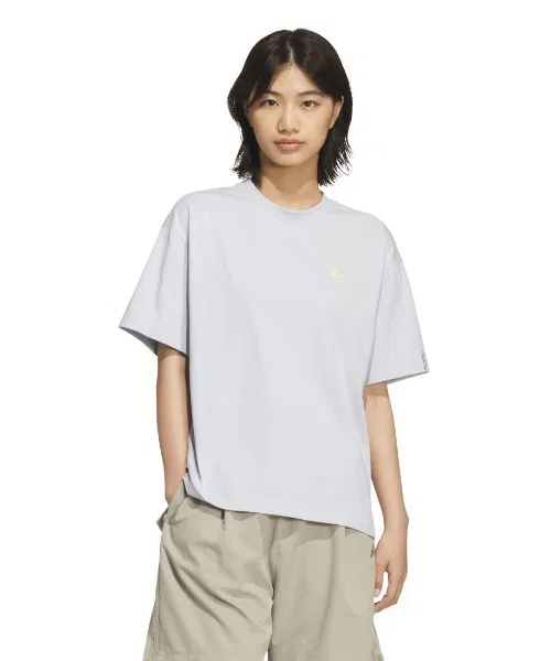 Женская футболка Adidas Essentials Plus Small Logo Loose Fit