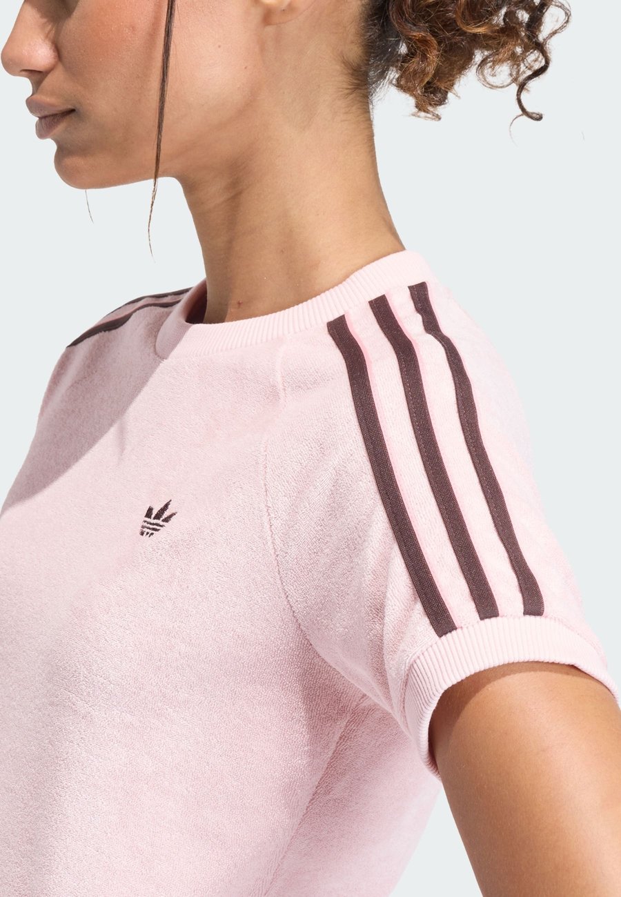 Футболка Adidas Originals Print T-shirt, Sandy Pink/Pink — фото 4