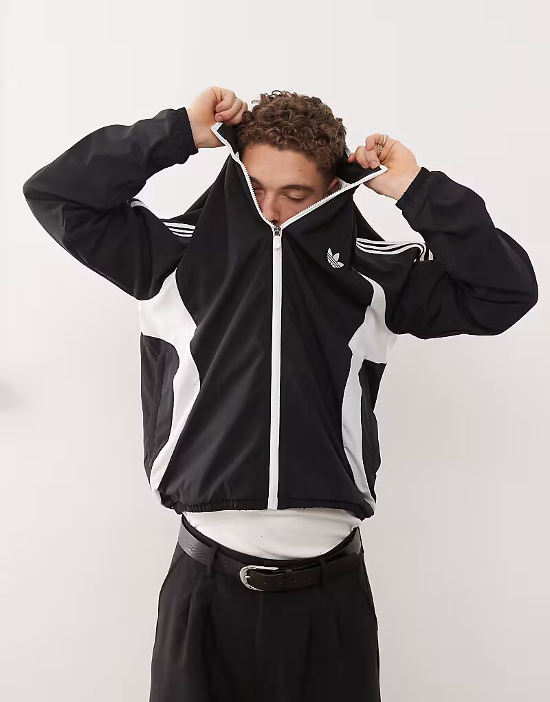 

Черная спортивная куртка Adidas Originals Teamgeist