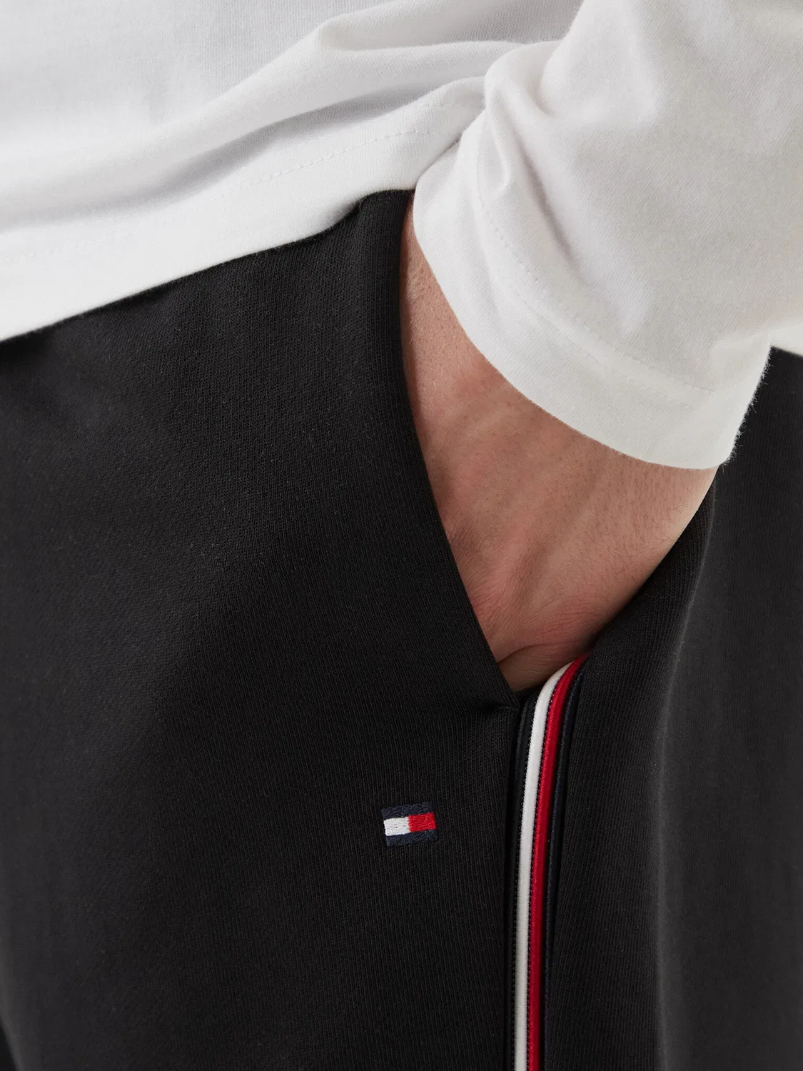 Мужские спортивные шорты стандартного кроя Global Stripe Tommy Hilfiger, черный — фото 4