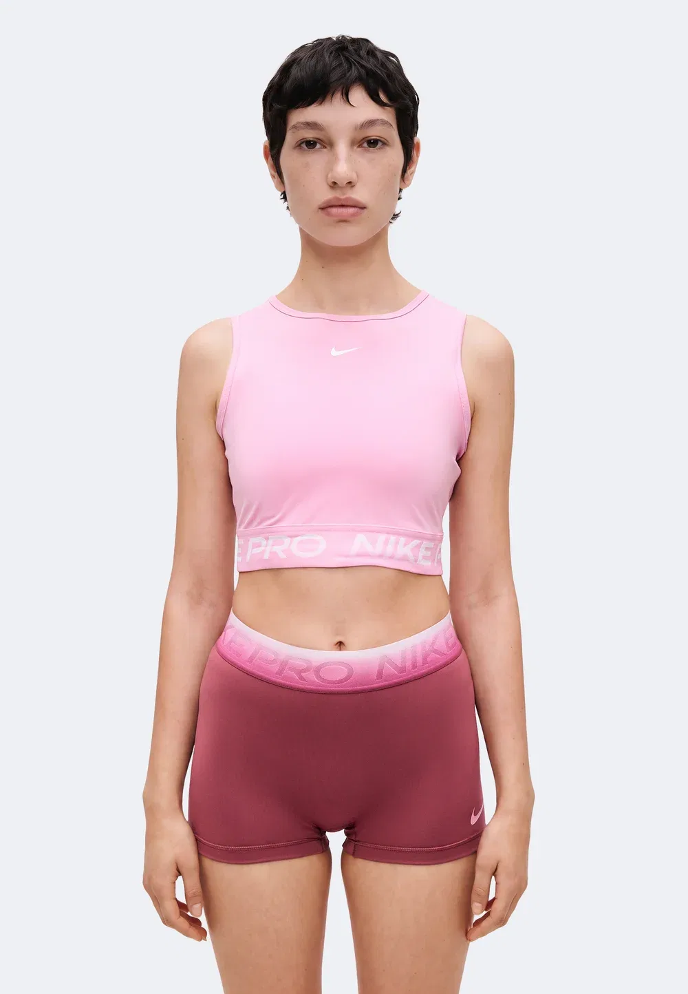 365 урожаев в резервуаре - верх Nike Performance, Pink Rise/White