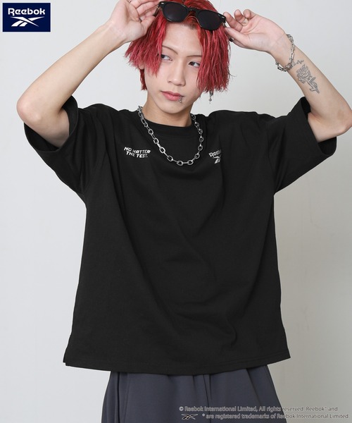 

Футболка с коротким рукавом, принт Reebok, серебристый