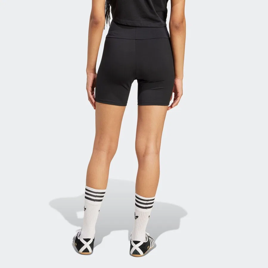 Узкие шорты ADIDAS ORIGINALS 'Essentials' черного цвета — фото 4