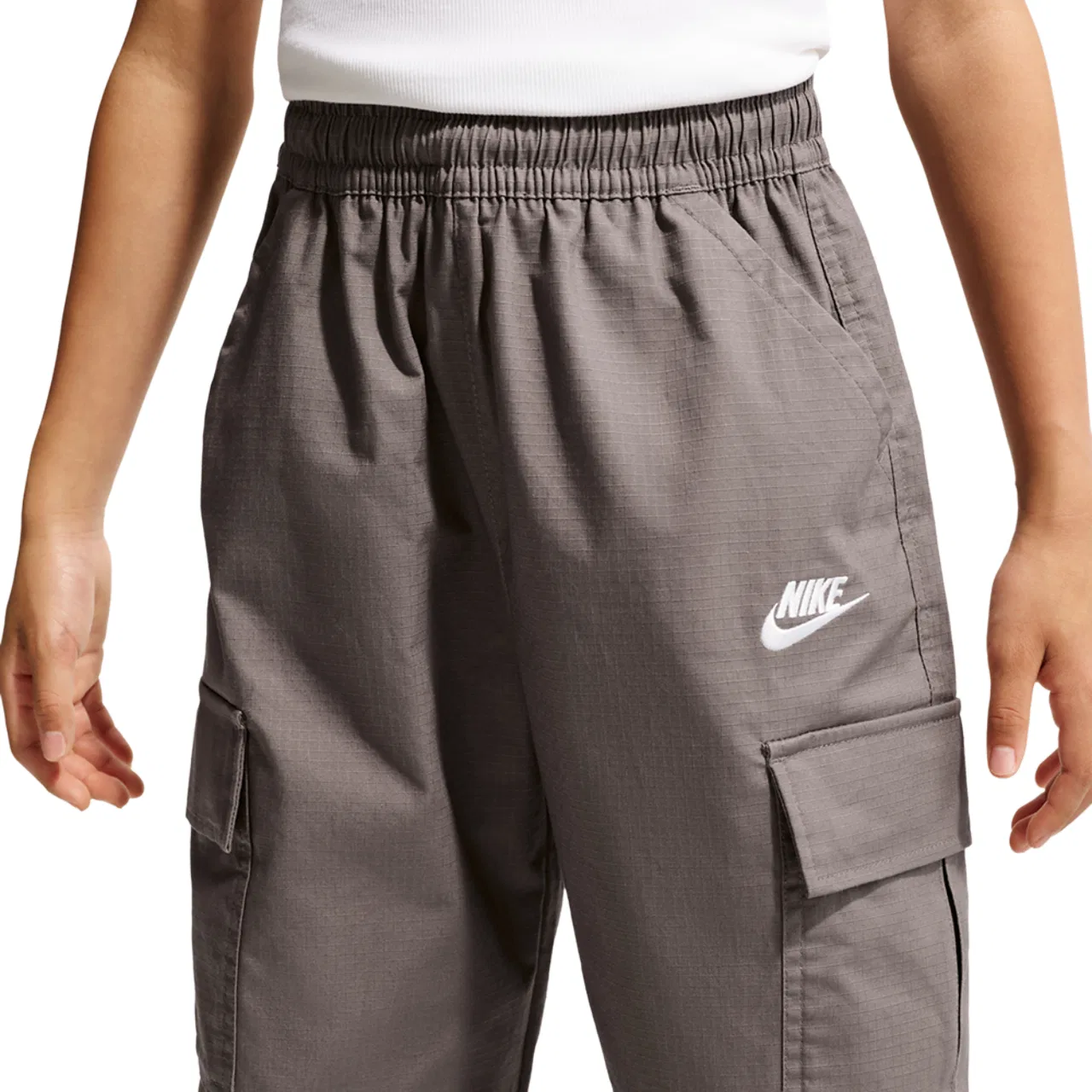 Детские карго-брюки для мальчиков Nike NSW Club Woven Cargo Pants, White Cave Stone — фото 3