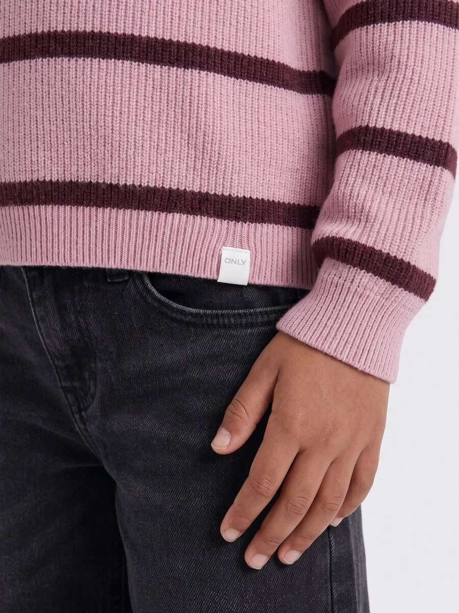 Свитер Only Mini Sweater 'KMGFRANCA' в сиреневом цвете, цвет цикламена — фото 4