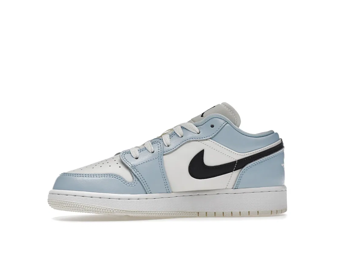 Детские кроссовки для активного отдыха Jordan 1 Low Jordan, Ice Blue/Black/Sail/White — фото 3