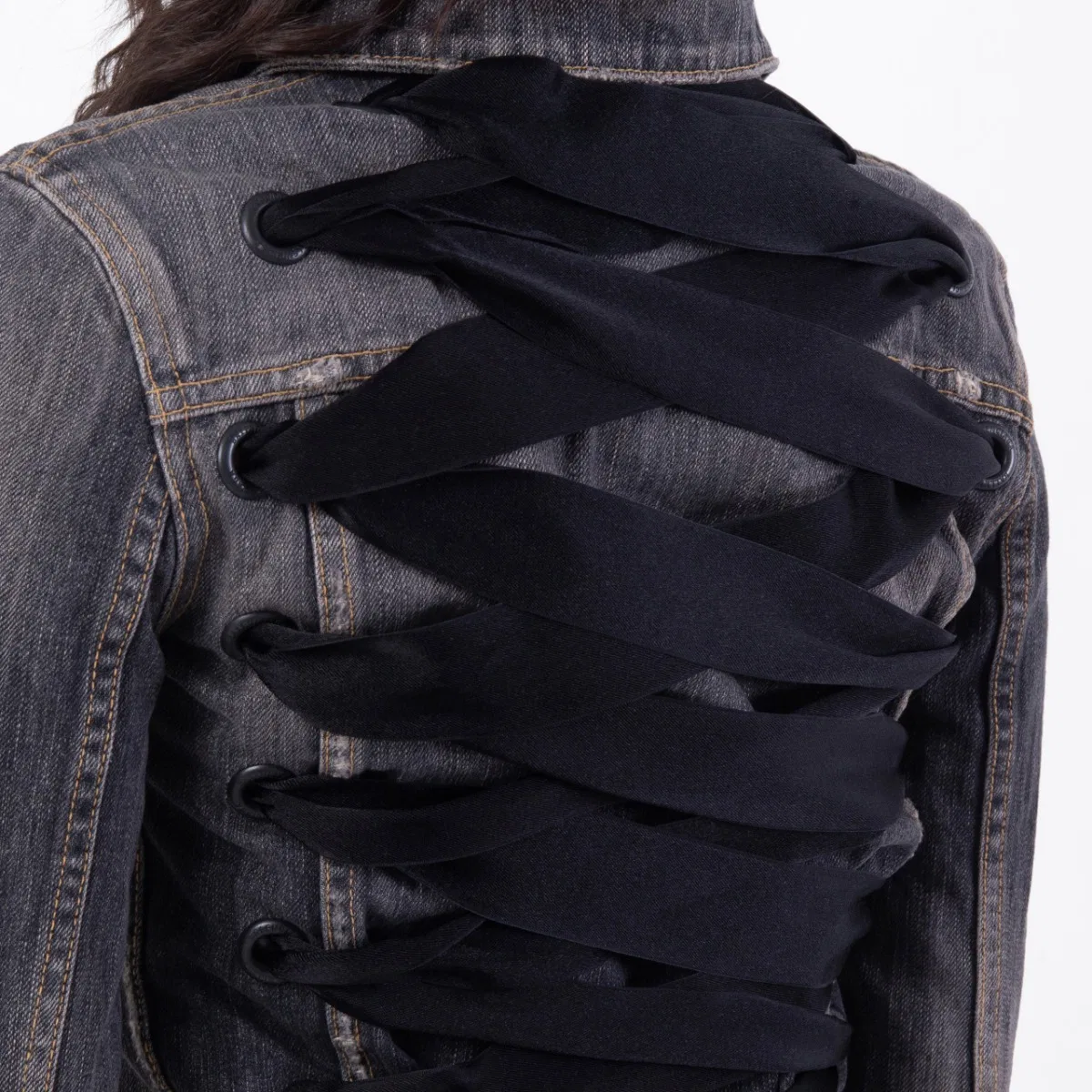 Джинсовая куртка Balenciaga Stonewashed Cotton Lace-Up Denim Jacket, Dark Grey — фото 3