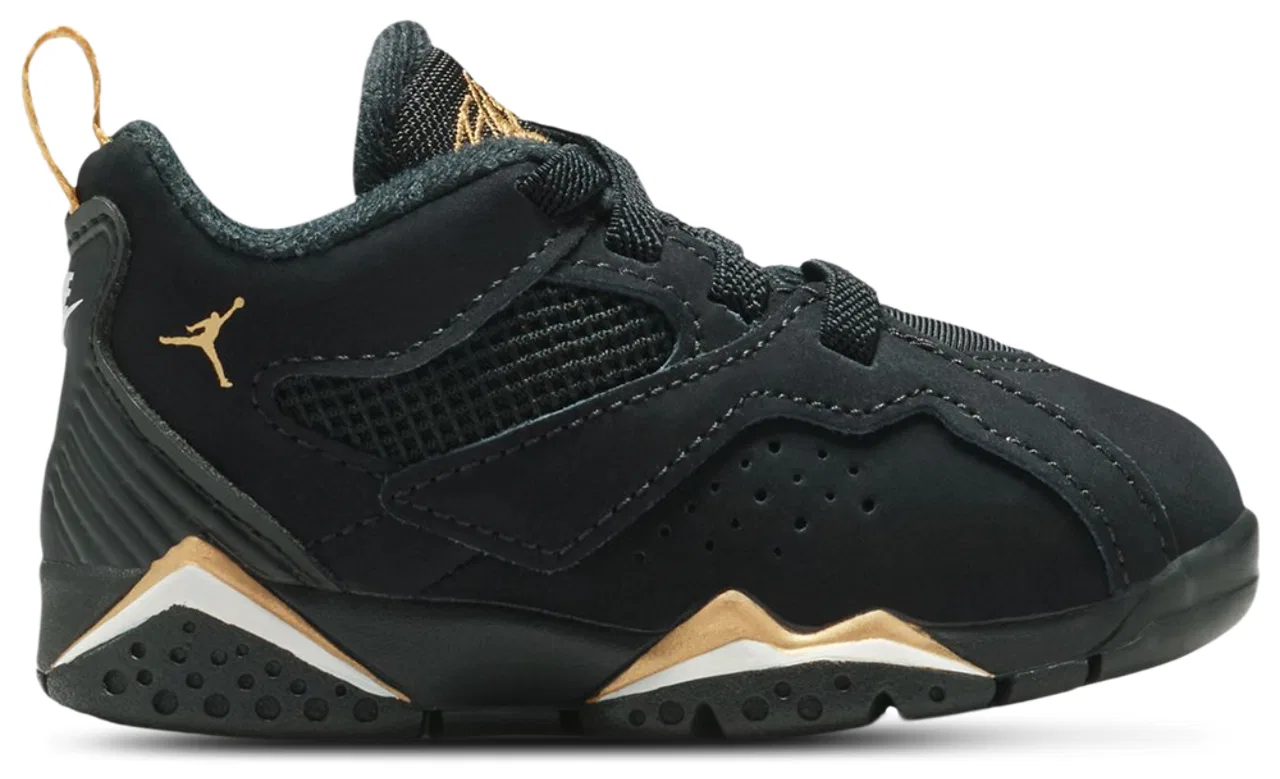 Мужские кроссовки MVP 92 Jordan, цвет Metallic Gold/Sail/Black
