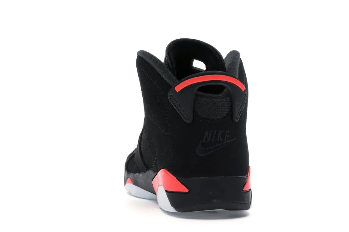 Детские кроссовки Lifestyle с перфорацией Jordan 6 Retro Jordan, Black/Infrared — фото 4