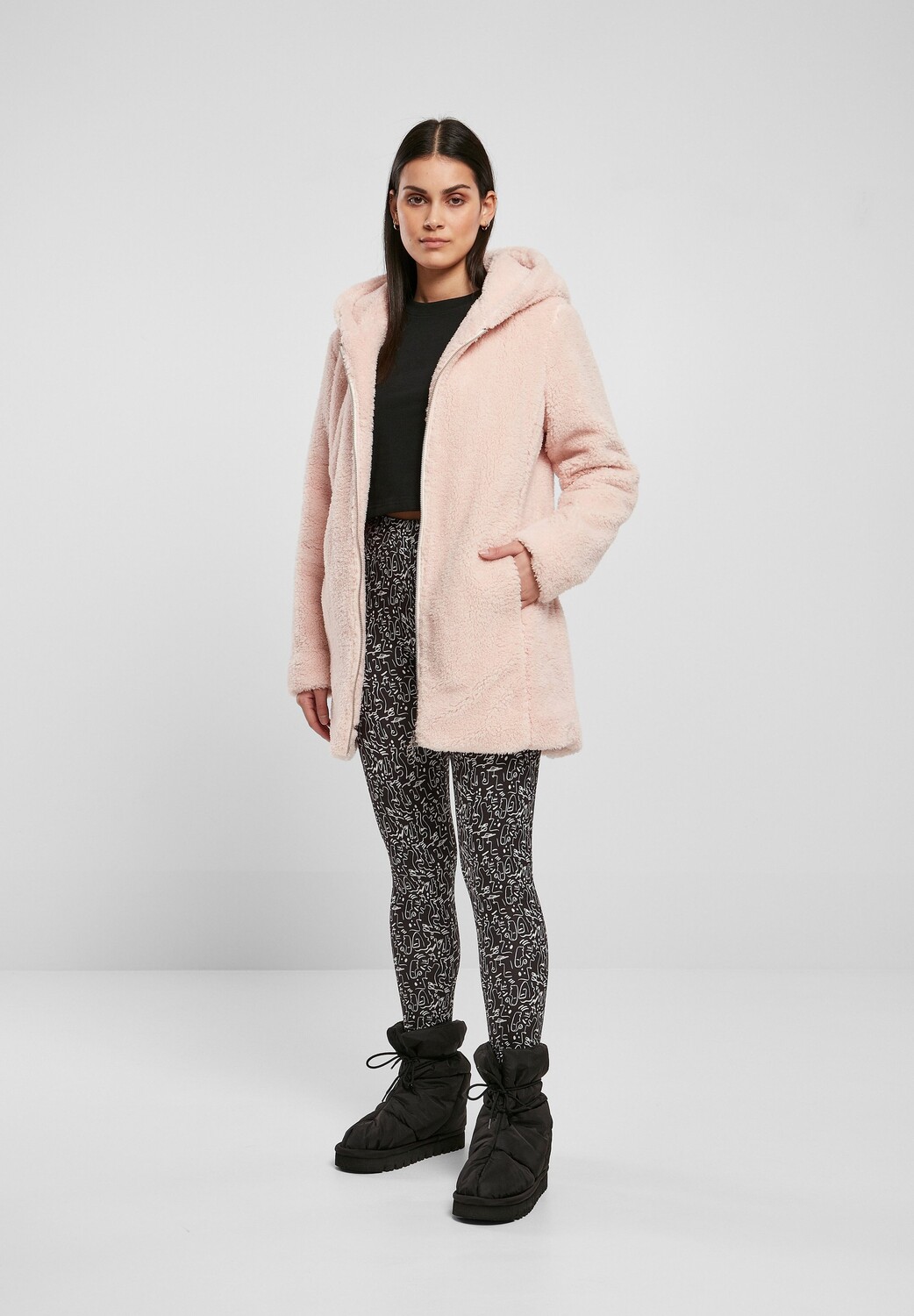 

Пальто зимнее Urban Classics, розовый
