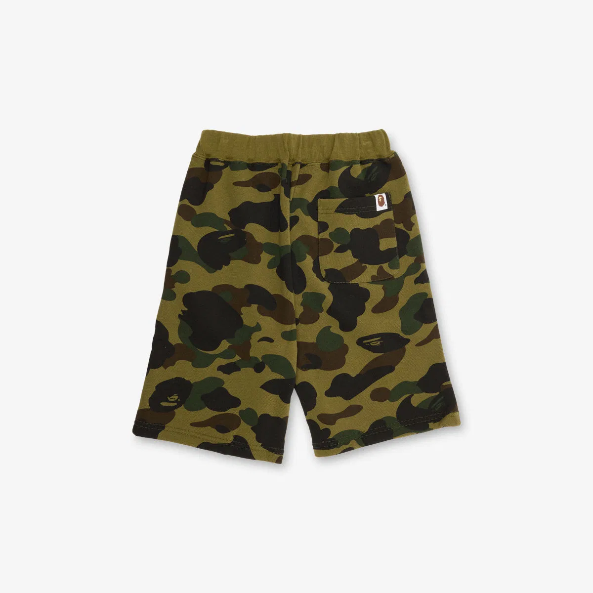 Хлопковые шорты с камуфляжным принтом, 2-9 лет A Bathing Ape, зеленый — фото 3