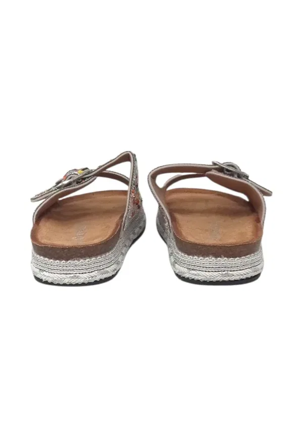 Сандалии с пряжкой и стразами Sandali ciabatta - mules Melania, light grey, светло-серый — фото 3