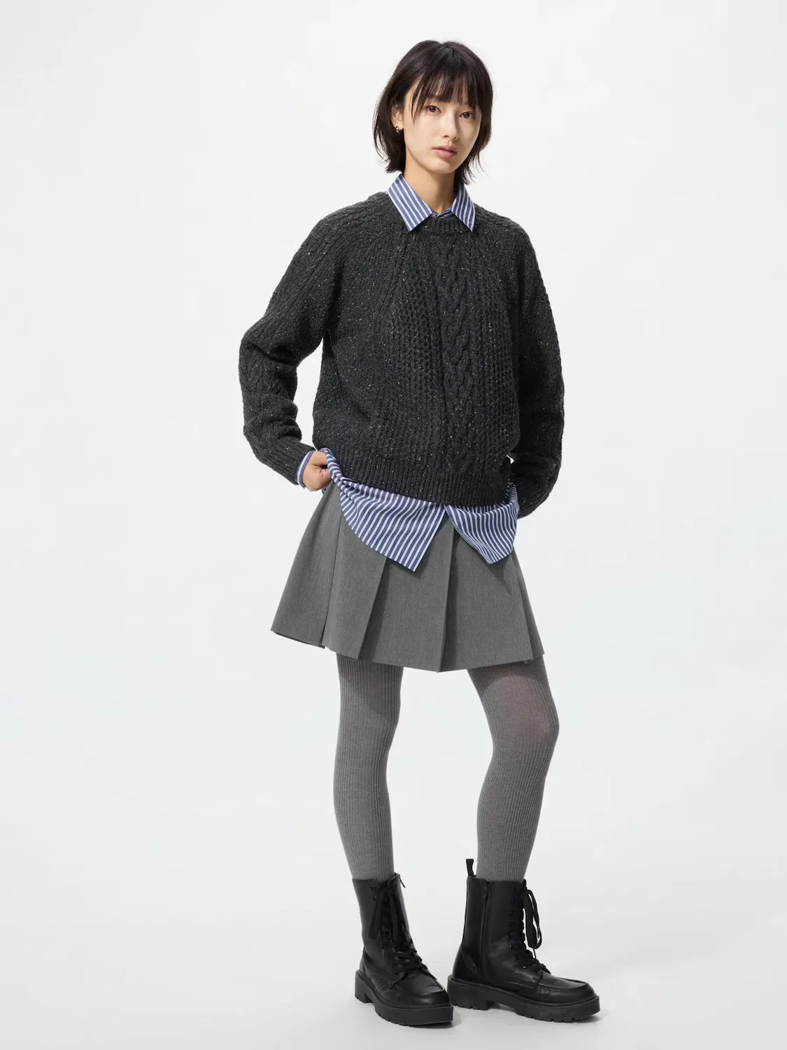 Свитер Uniqlo, базовый, с круглым вырезом, темно-коричневый — фото 2