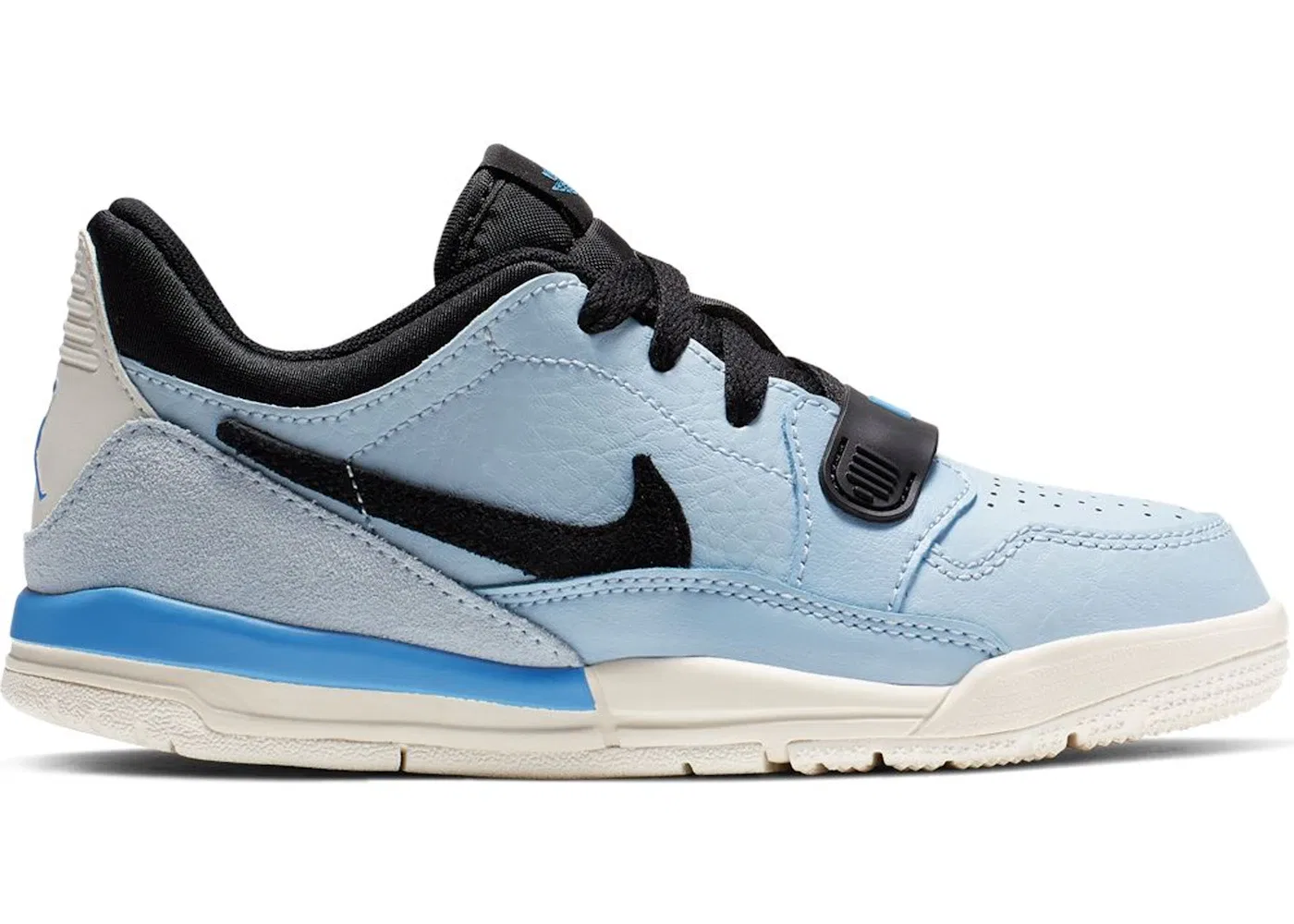 Детские кроссовки Lifestyle Jordan Legacy 312 Low Jordan, Psychic Blue/Black-Sail-Black-Sport Royal
