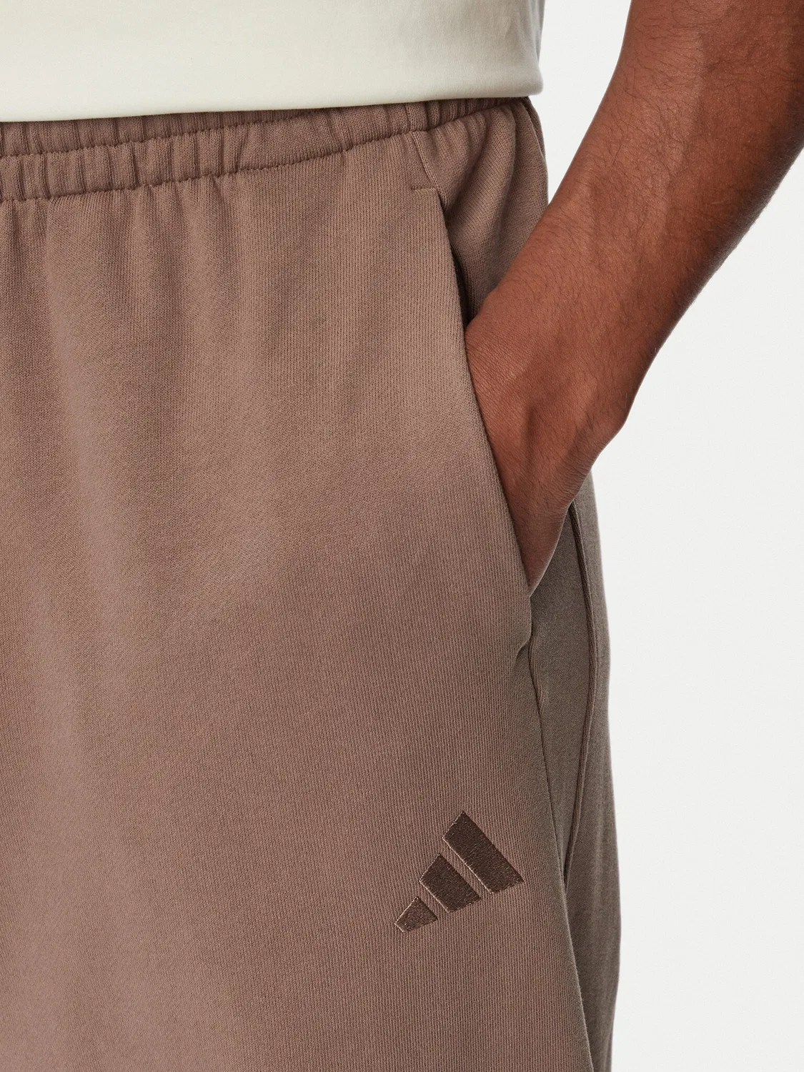Мужские спортивные брюки свободного кроя Kit Small Logo Wide Adidas, бежевый — фото 4