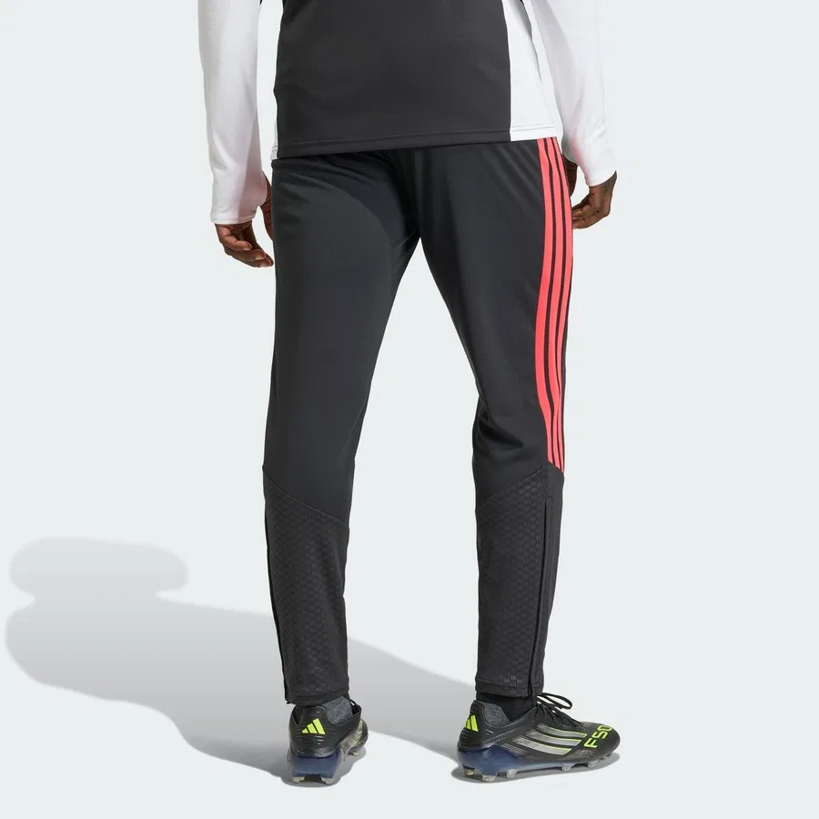 Тренировочные брюки с зауженным кроем Tiro 26 Competition adidas Performance, Черный — фото 2