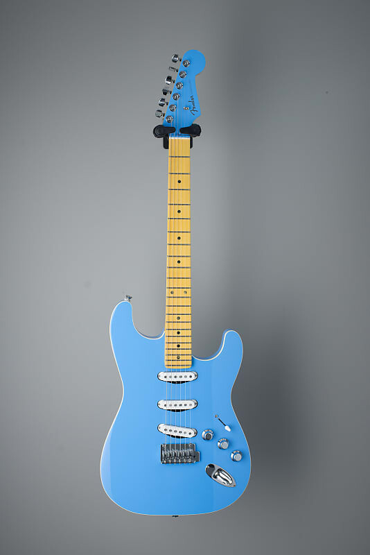 

Fender AERODYNE SPECIAL STRATOCASTER Калифорния Блю