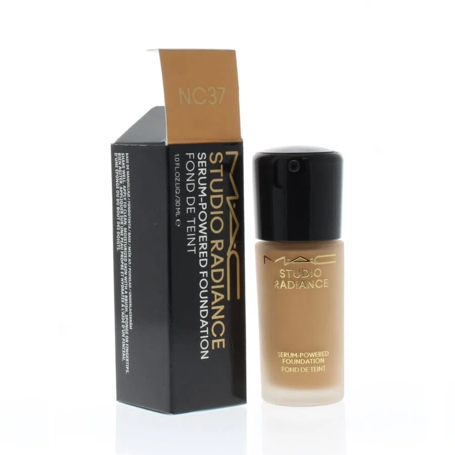 Тональная основа Radiance Serum-Powered Foundation MAC, NC37