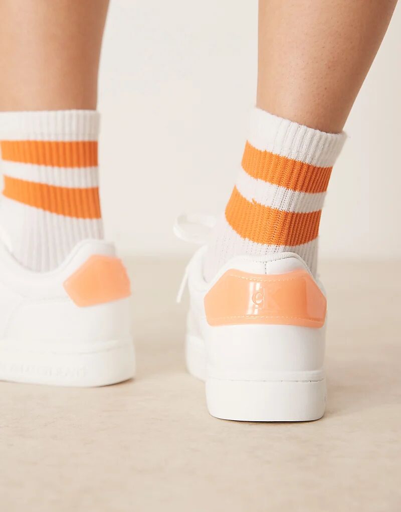 Классические кроссовки Calvin Klein Jeans Cupsole белого и оранжевого цветов — фото 4