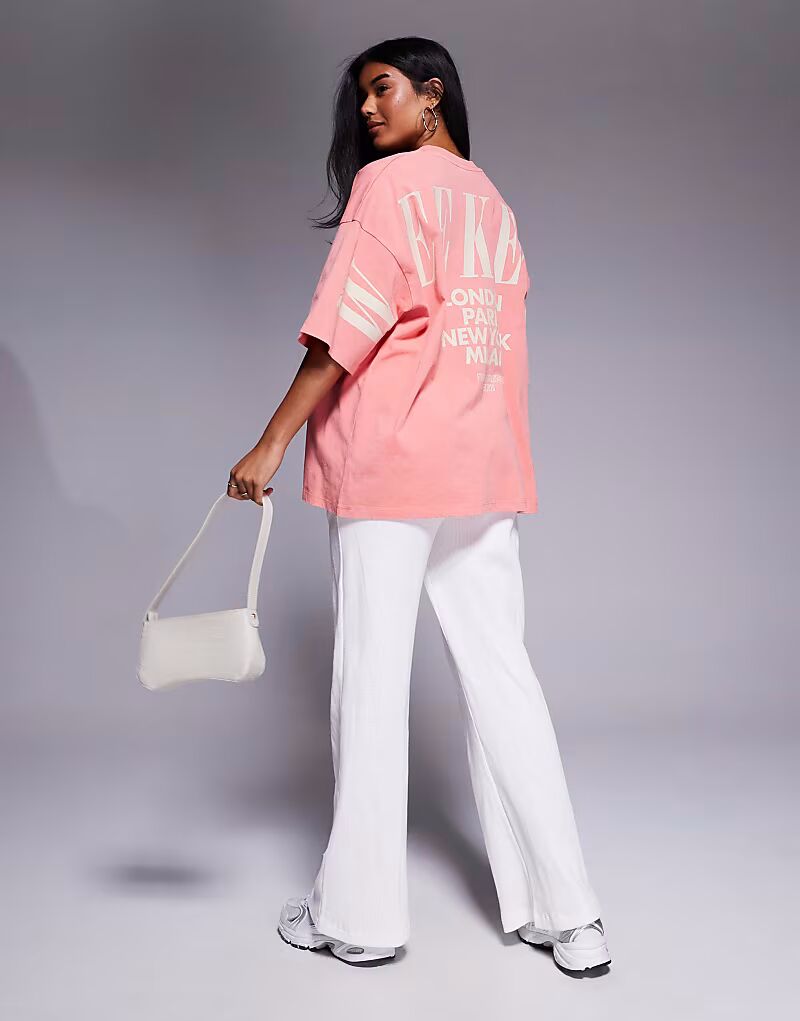 

Футболка Weekend Collective Icon свободного кроя с логотипом на спине в персиково-каменном цвете ASOS Weekend Collective