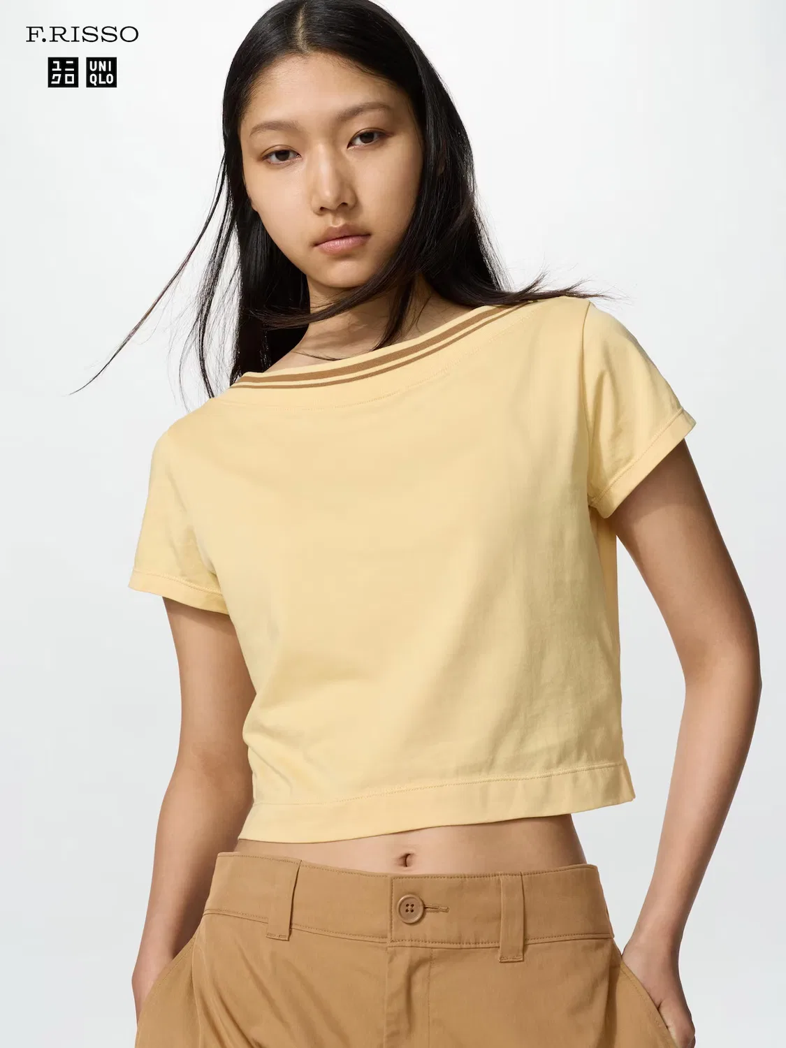 Футболка Uniqlo, с вырезом-лодочкой, желтый