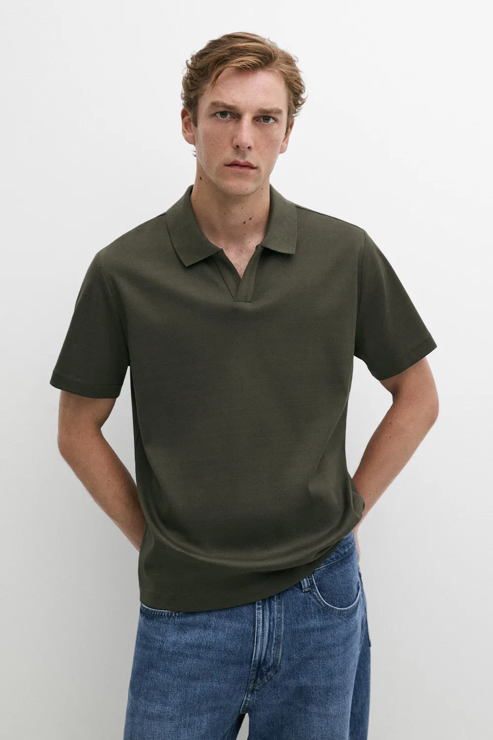 Поло Massimo Dutti Short Sleeve V-neck Shirt, темно-зеленый