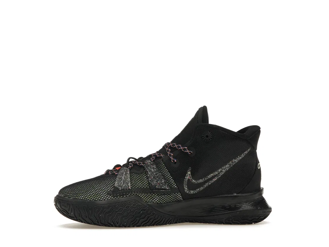 Детские кроссовки для мальчиков с принтом Nike Kyrie 7 Nike, Black/Black/Lime Ice/Total Orange — фото 3
