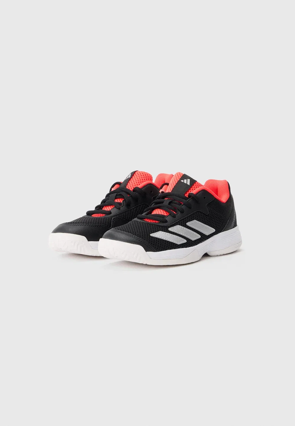 Теннисные кроссовки для разных кортов Adidas Performance, White/Silver-Coloured/Core Black — фото 2