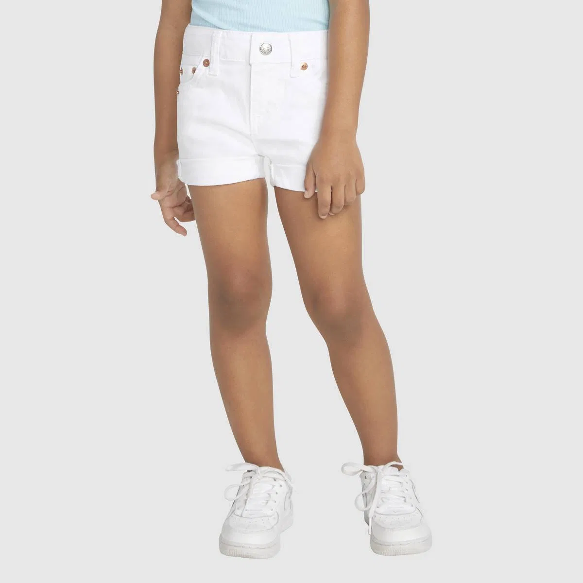 Короткие шорты для девочек 2-4 лет Levi's, White - White — фото 2