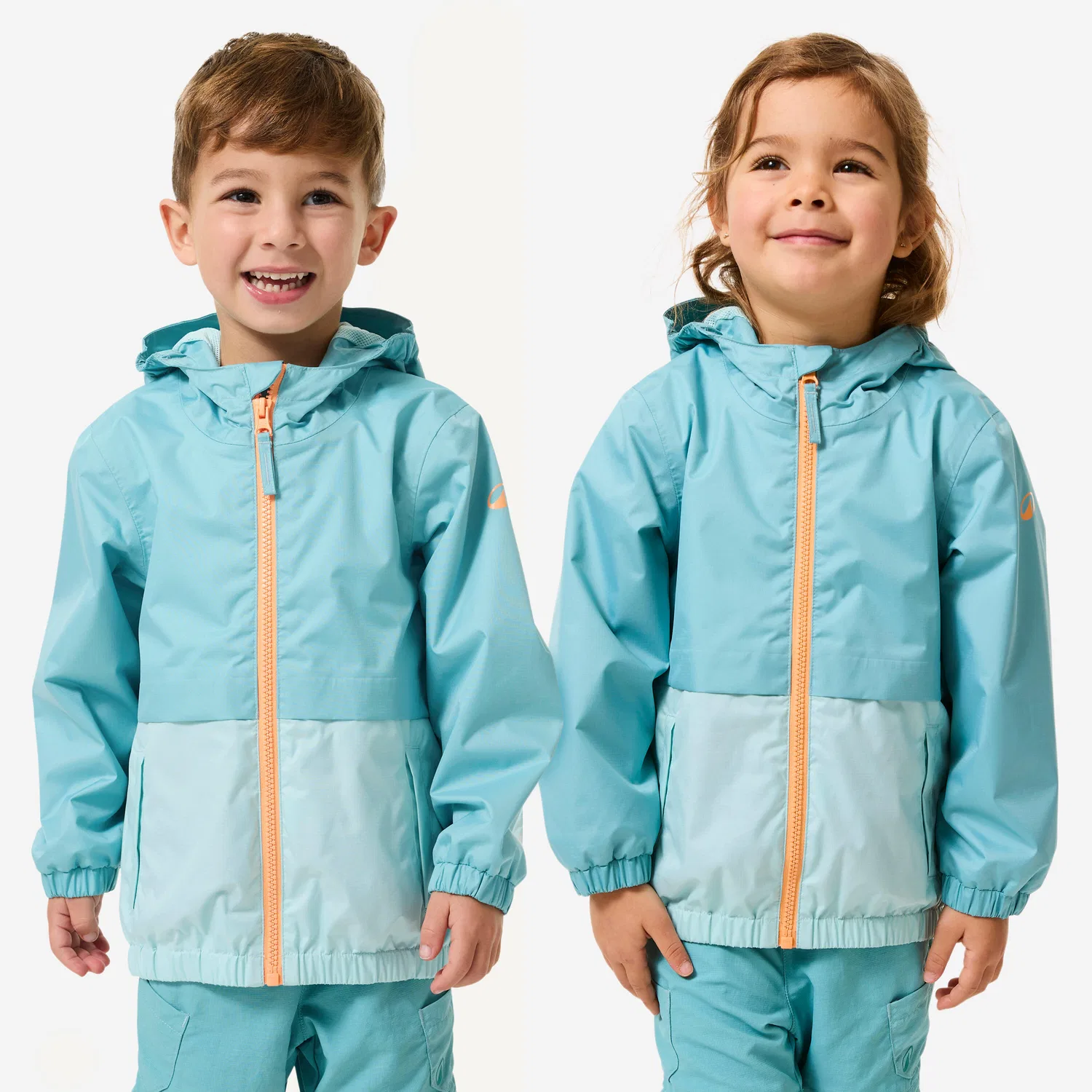 Детский дождевик с длинным рукавом MH500 Quechua, Skandinavisches Blau