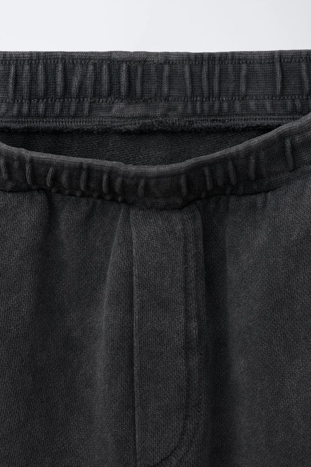 Шорты-бермуды с эффектом выцветания текста ZARA, Anthracite Grey — фото 3