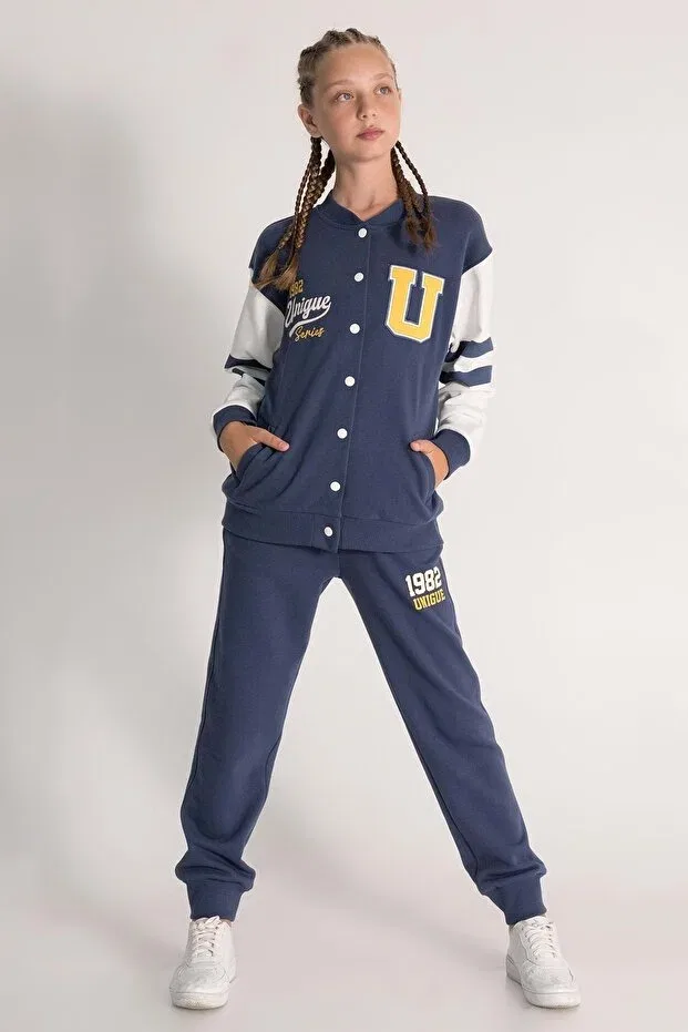 Детский кардиган для девочек с принтом College Cardigan With Embroidered Front And Printed Back With Snap Closure Generic Brands, Navy Blue — фото 3