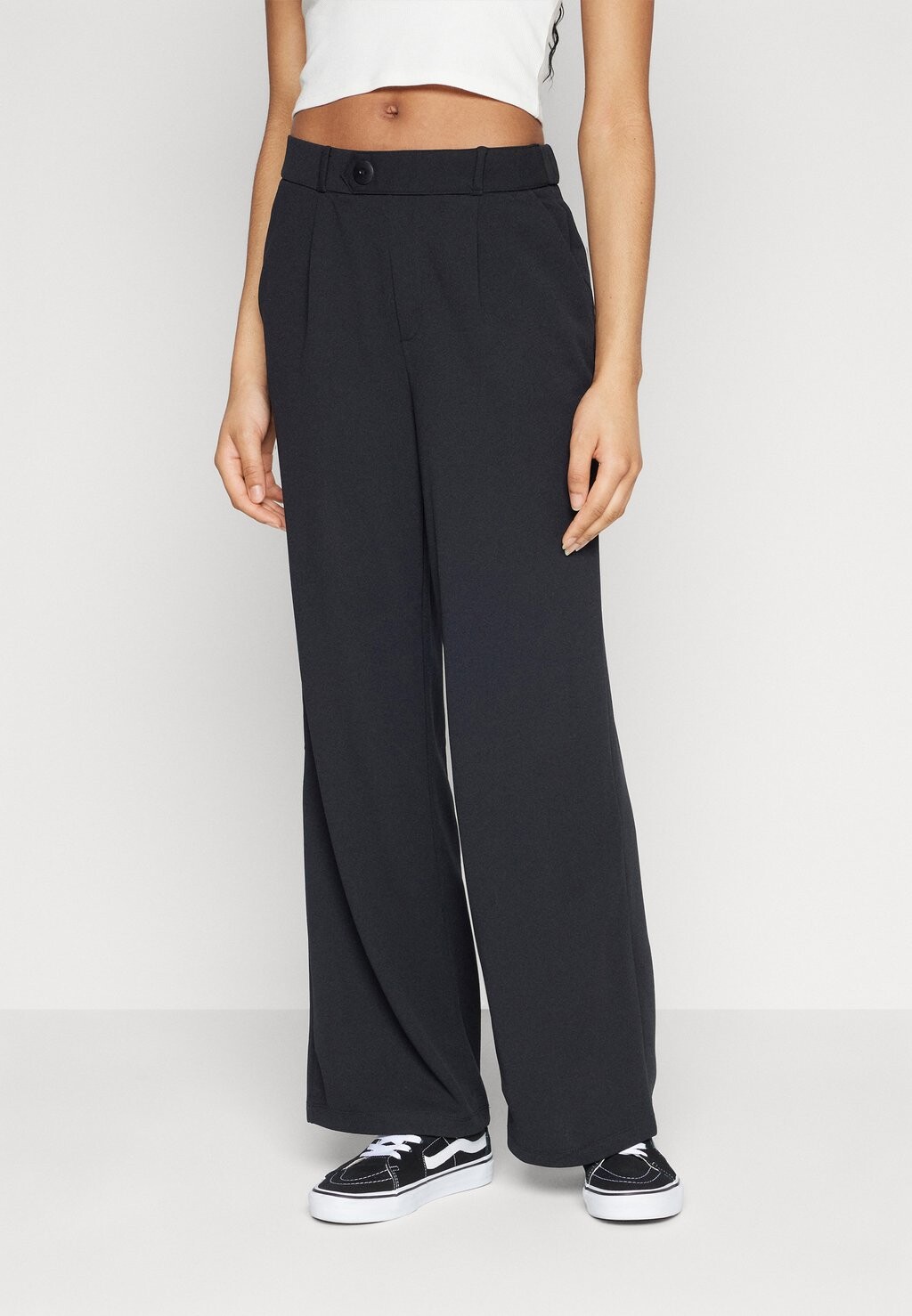 

Брюки Onlsania Belt Button Pant ONLY, черные