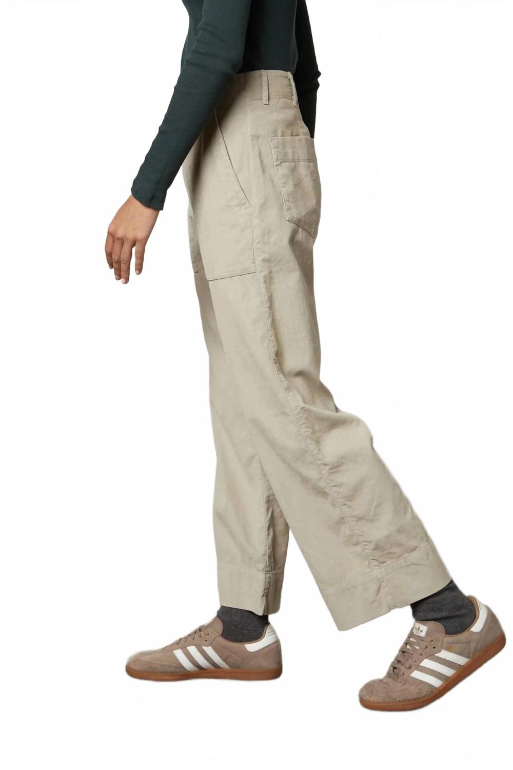 

Вера Брюки широкие из вельвета бежевые Velvet by Graham & Spencer